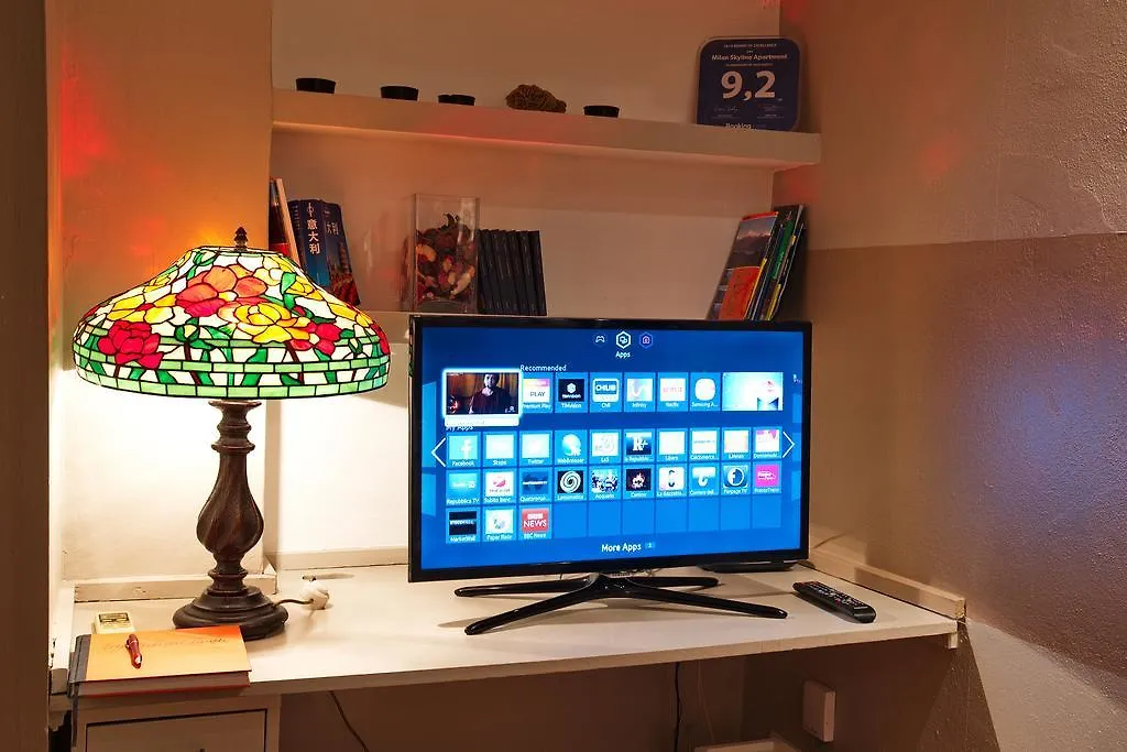 Milan Skyline Apartment In Citta Studi A 1 Minuto Dal Metro Con Terrazzo Wi-Fi E Netflix Italien